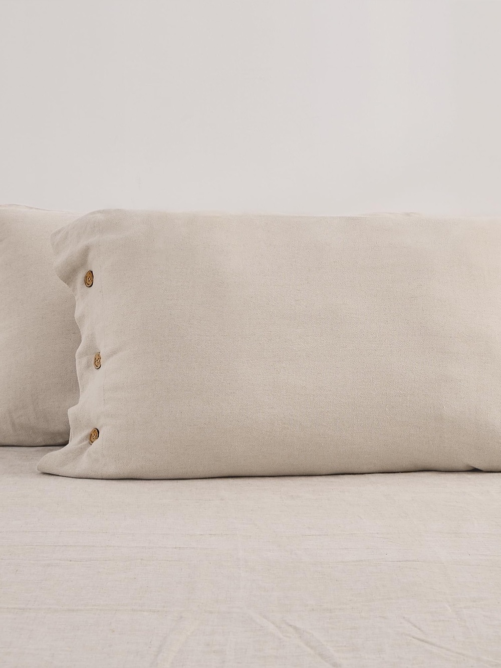 ATLINIA Linen Pillow Cases Standard Size 20"X 26" Pillowcase Set Button Closure